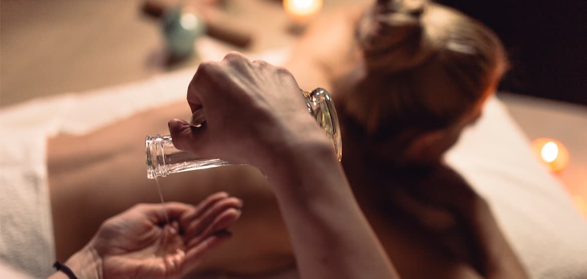 RainDrop massage technique - Wellness workshop in Zagreb